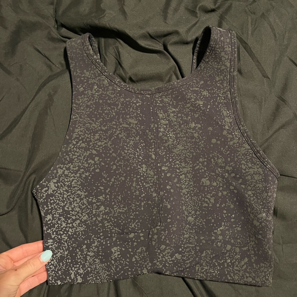 Lulu crop tank top